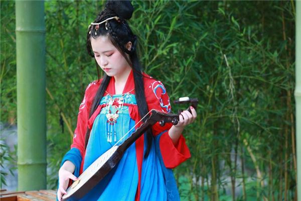 姓名五格分析:吳驪文