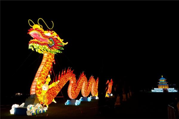 新生兒起名_周弘圖