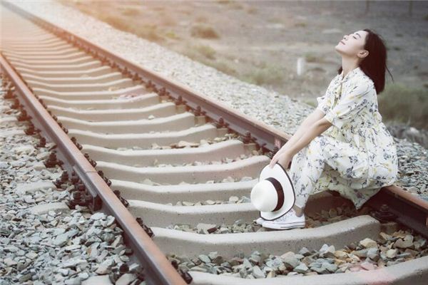 五格起名:吳智敏