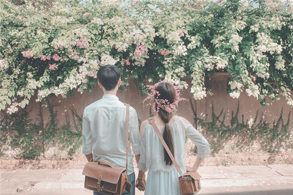 新生兒取名:吳凝芙