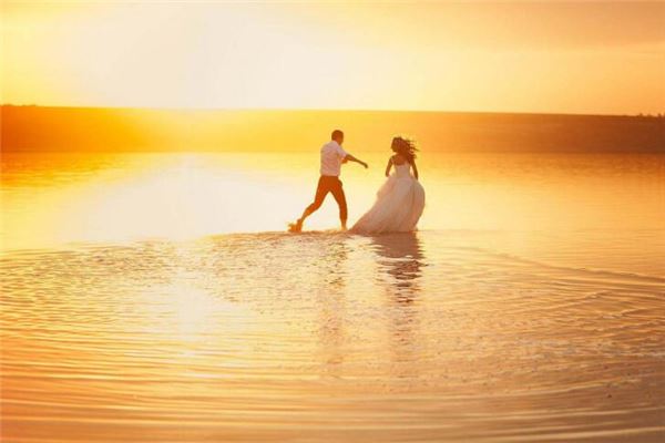 姓名水美顏打分得分_取名水美顏五格分析