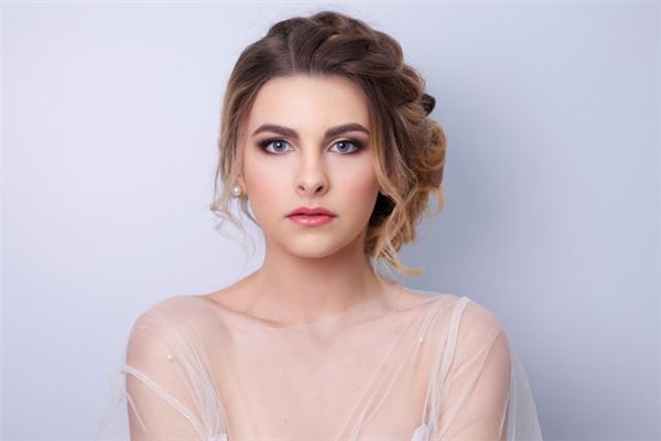 佳晟這個名字所代表的含義