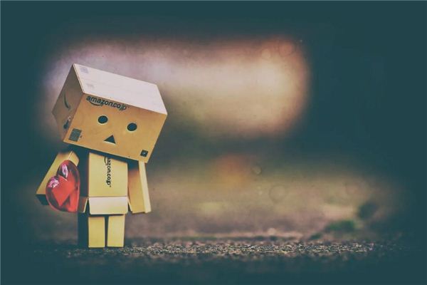 免費(fèi)起名_帶金字旁的女孩名字