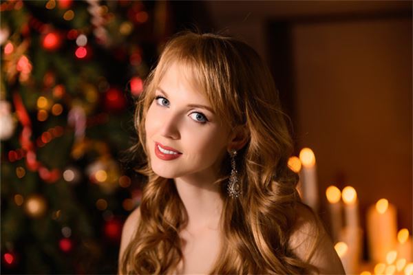 姓氏取名：勁舞團(tuán)的情侶名